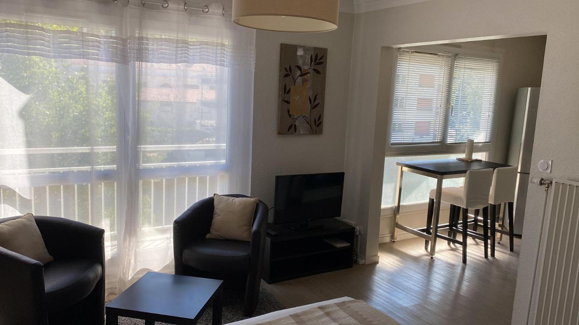 Appart' Hotel Fauriel Saint Etienne Avec Parking Dış mekan fotoğraf